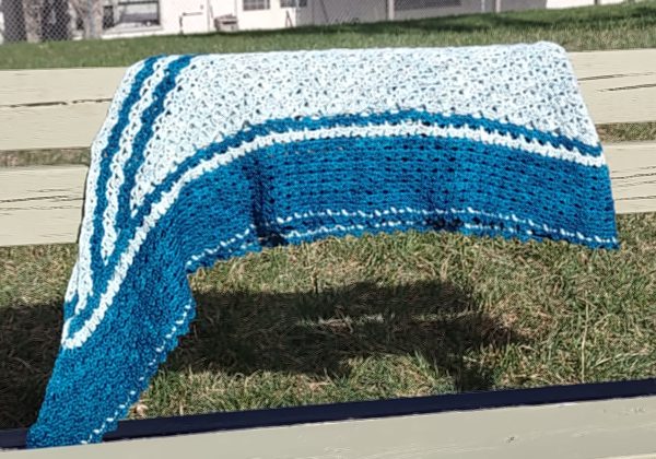 Liàth Crochet Crescent Shawl - Image 2